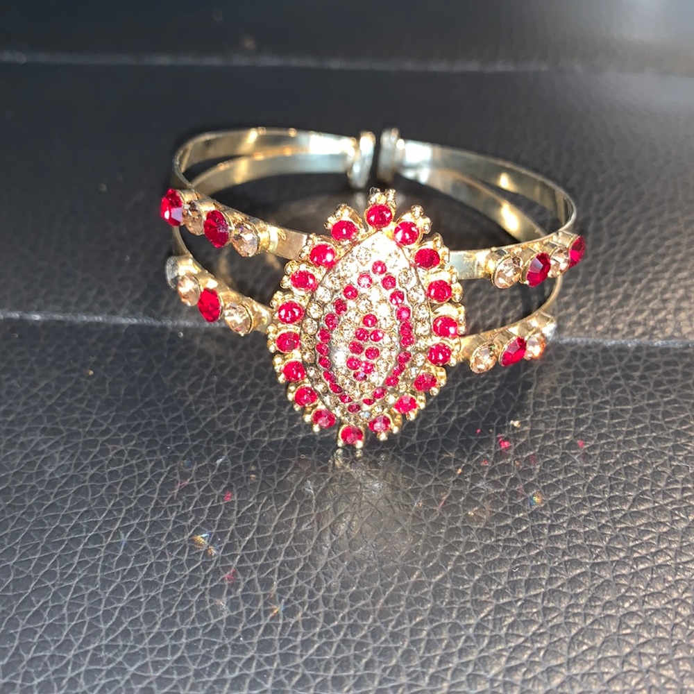 Pakistani/Indian Red and white rhinestone bracelet